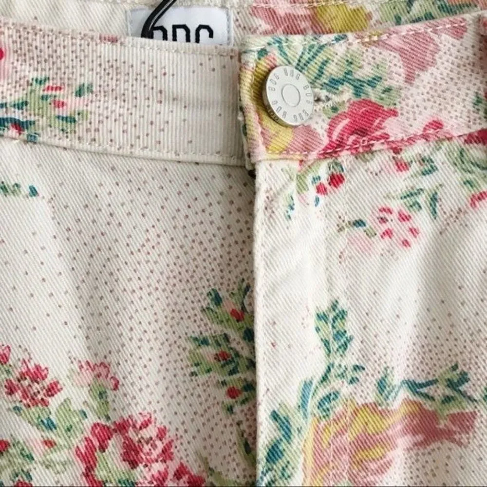 BDG Urban Outfitters Floral High Rise Mom Jeans 29 White Straight Leg